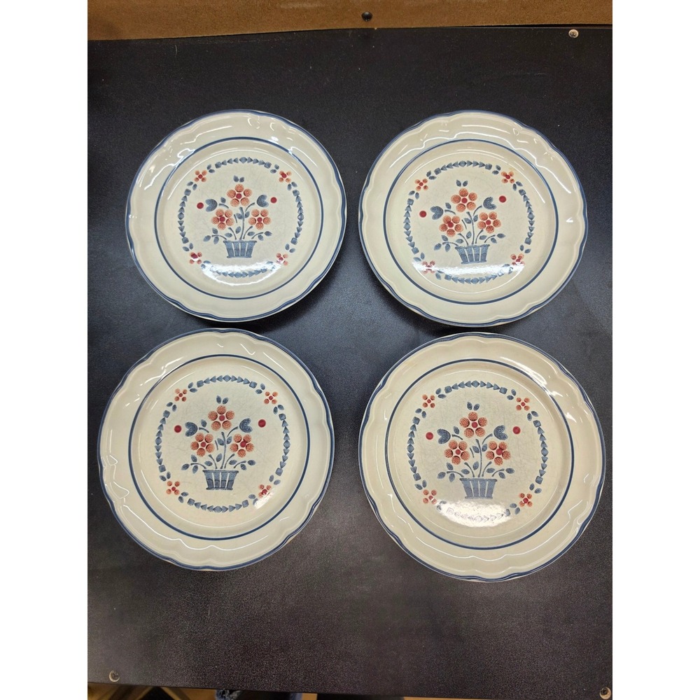 4 Cumberland Stoneware Brambleberry Salad Plates Blue Red Floral Japan 7.75 in
